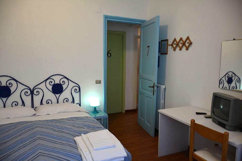 Hotel Villa Cristina Рапало Стая снимка