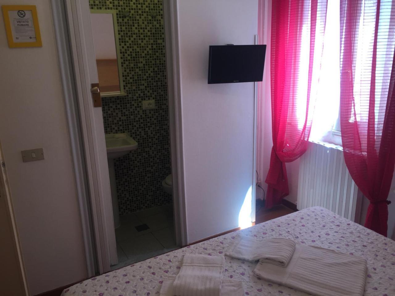 Hotel Villa Cristina Рапало Екстериор снимка