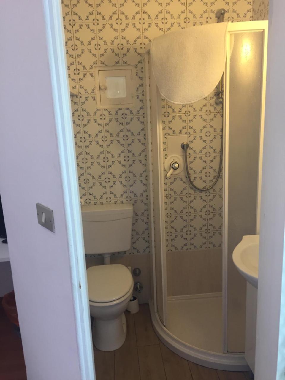 Hotel Villa Cristina Рапало Екстериор снимка